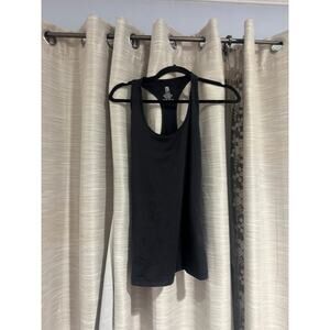 BuffBunny racer back tank top in black size medium